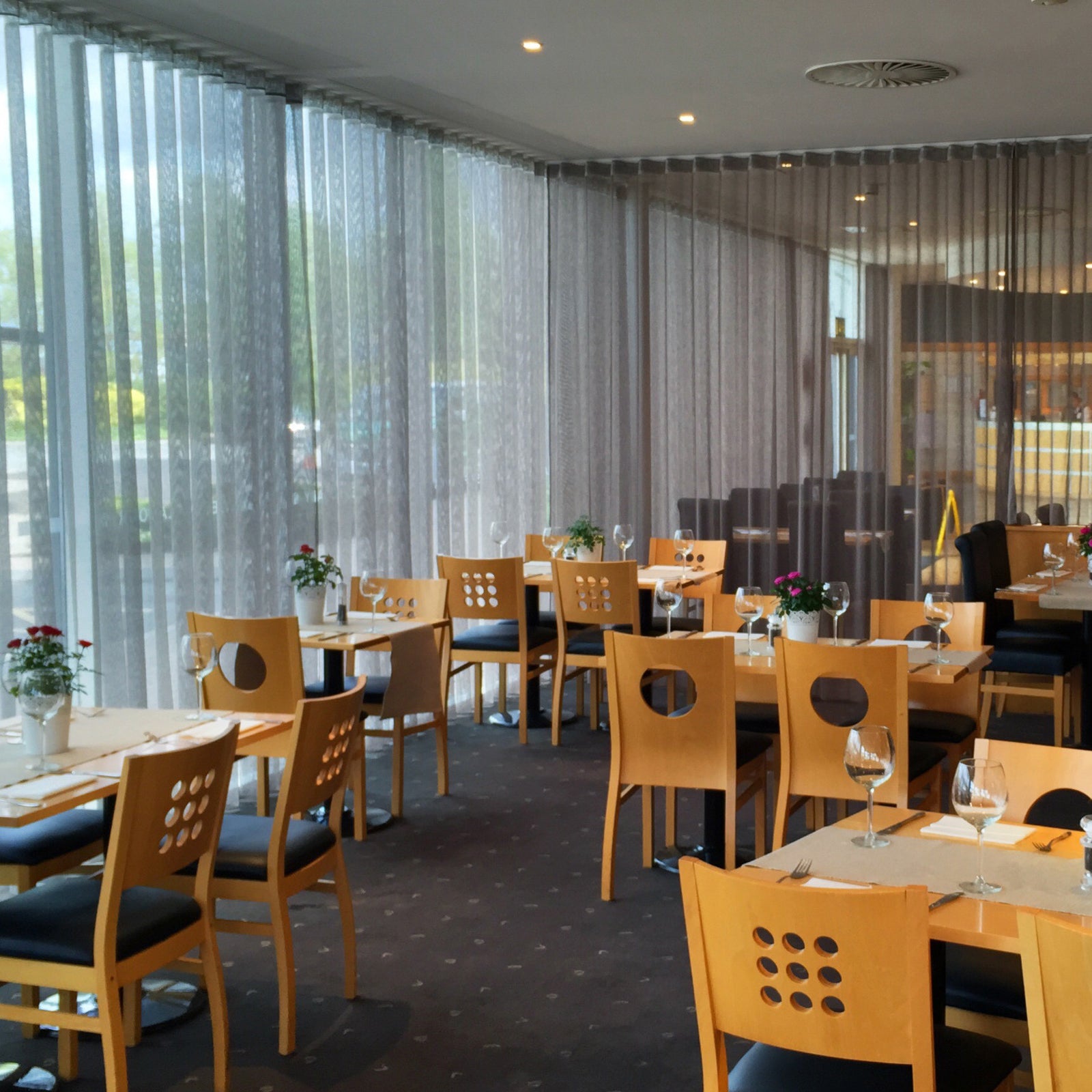 wave curtains expertly fitted by interior design bristol trade Paul Christian